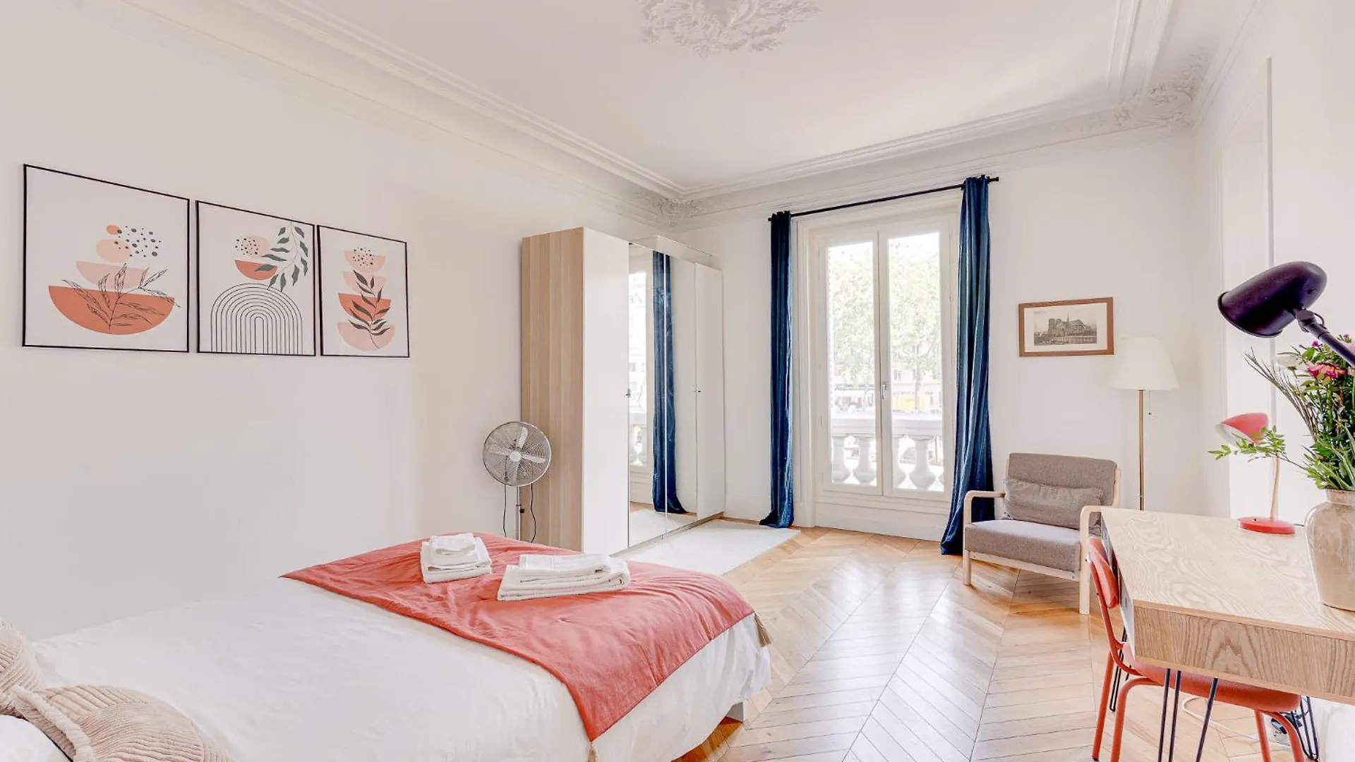 פריז Appartement Spacieux A Deux Pas De Notre-Dame 0*,  צרפת